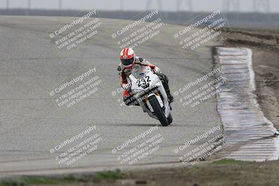 media/Nov-29-2025-TrackDaz (Sat) [[10ae2d9bce]]/B Group/Session 3 (Outside Grapevine)/